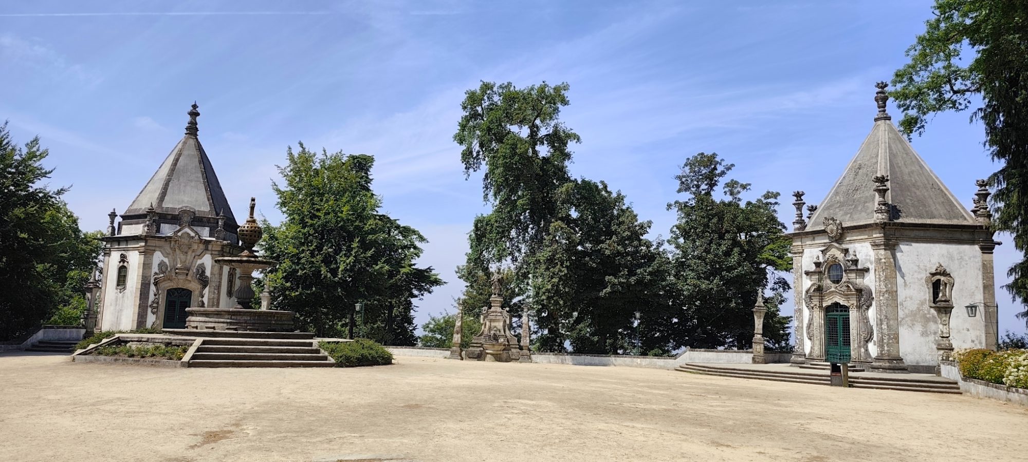 GUIMARAES / BON -JESUS-DU MONT / PISCINA DAS MARES — photo 17