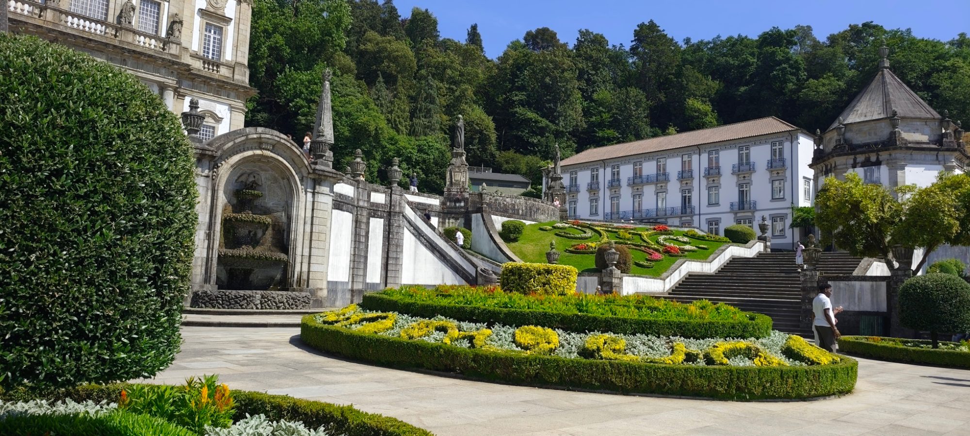 GUIMARAES / BON -JESUS-DU MONT / PISCINA DAS MARES — photo 21
